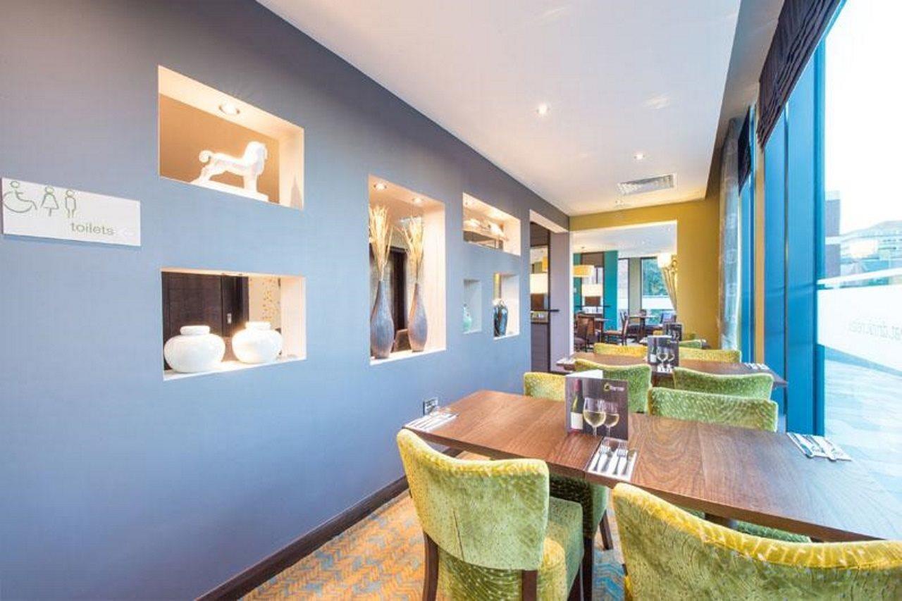 Premier Inn Maidenhead Town Centre Экстерьер фото